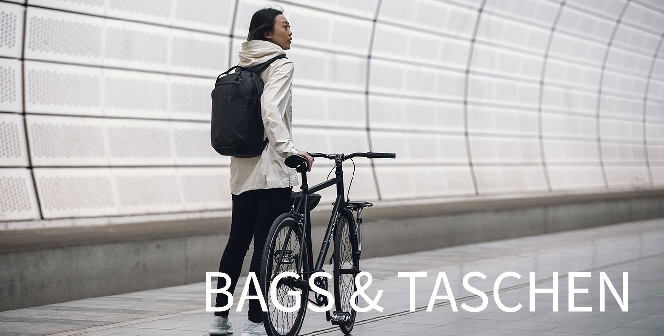 BAGS, RUCKSÄCKE & TASCHEN